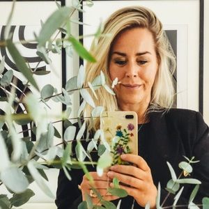 Meet your Posher, Sabina